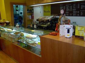 Vitrine e balcão personalizados